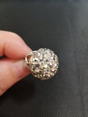 SARAH COV Silver Aurora Borealis Adjustable (OS) Cocktail Ring Collector's Item